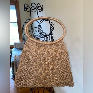 Fine arts bag company